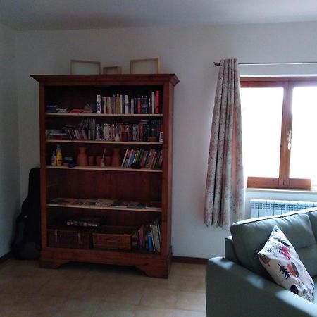 Casa Umbria Apartment กุบบีโอ ภายนอก รูปภาพ