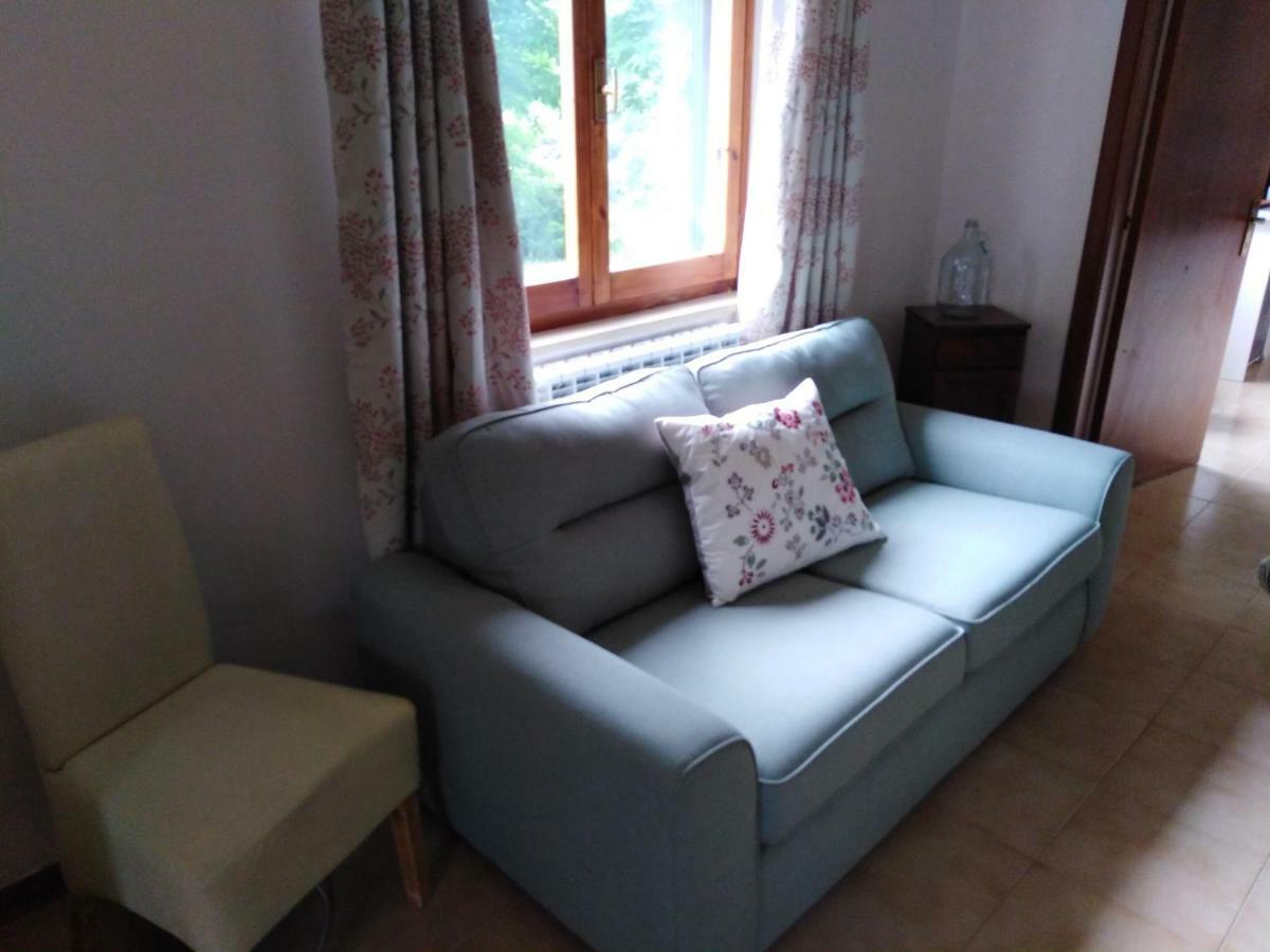 Casa Umbria Apartment กุบบีโอ ภายนอก รูปภาพ